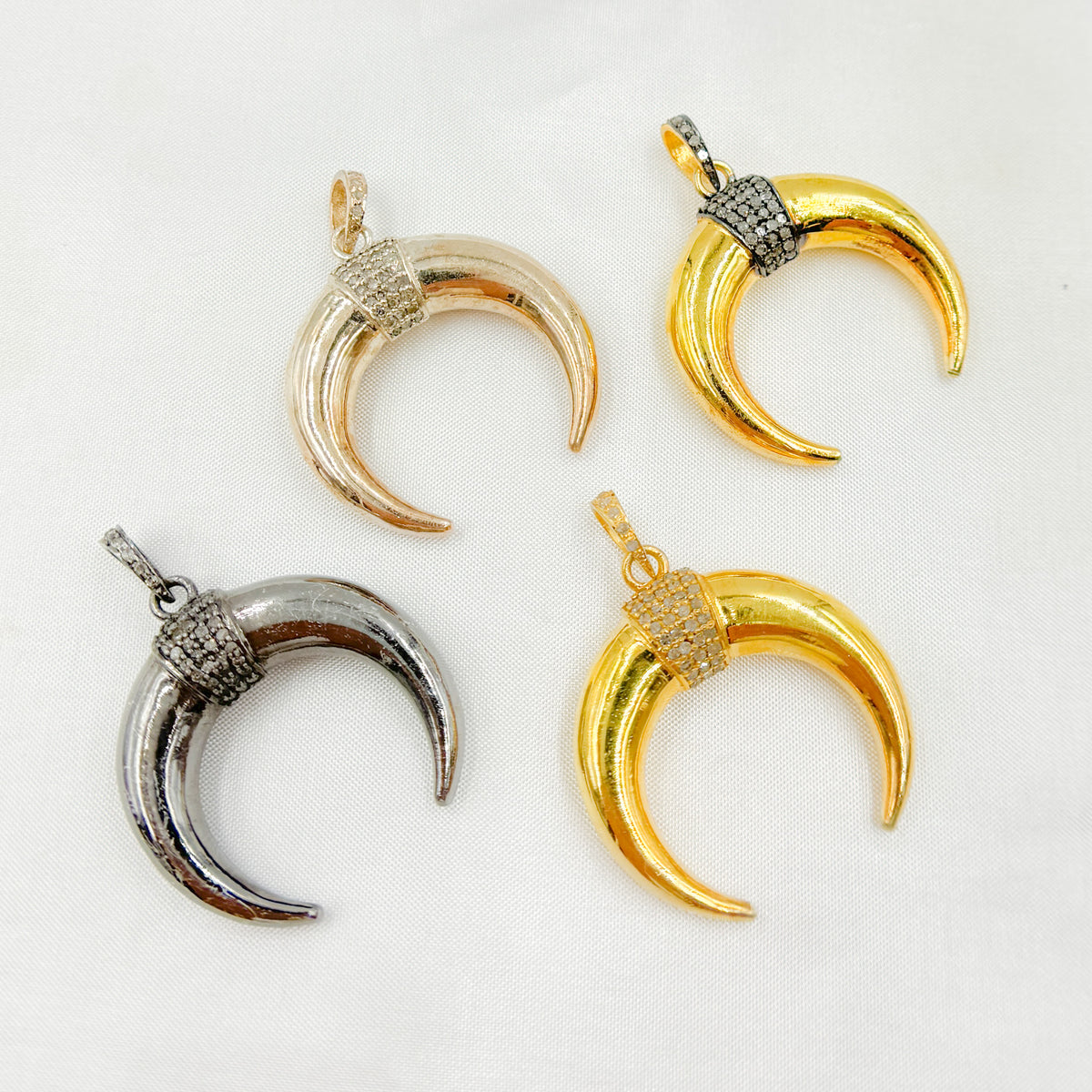 DP183. Diamond Sterling Silver Horn Shape Pendant