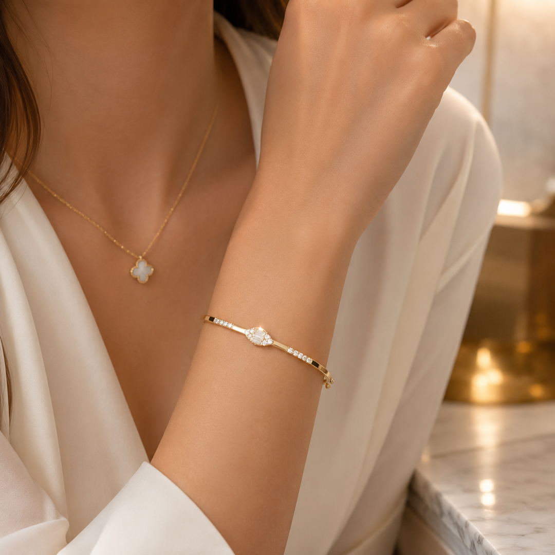 BNH68673. 14K Solid Gold Diamond Bangle