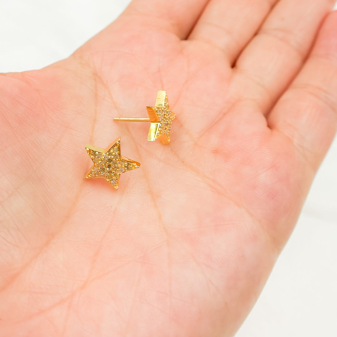 DE035. Diamond Sterling Silver Star Studs