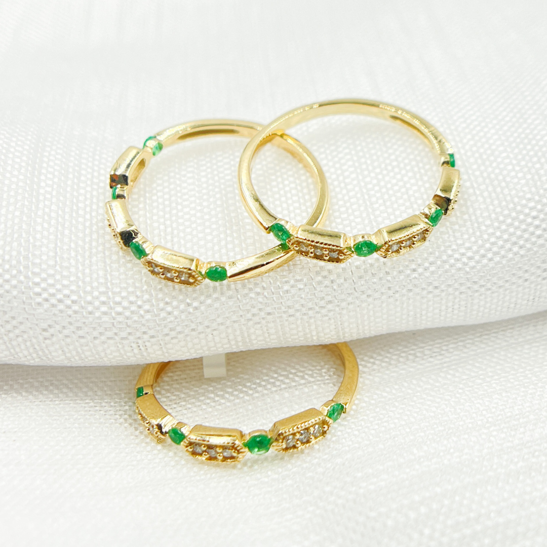 14K Solid Gold Diamond & Emerald Ring. RAD00539EM