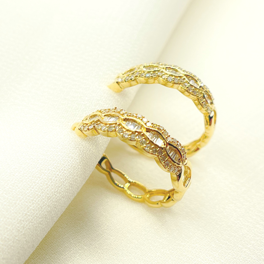 14k Solid Gold & Diamonds Hoops Earrings. EHH56761