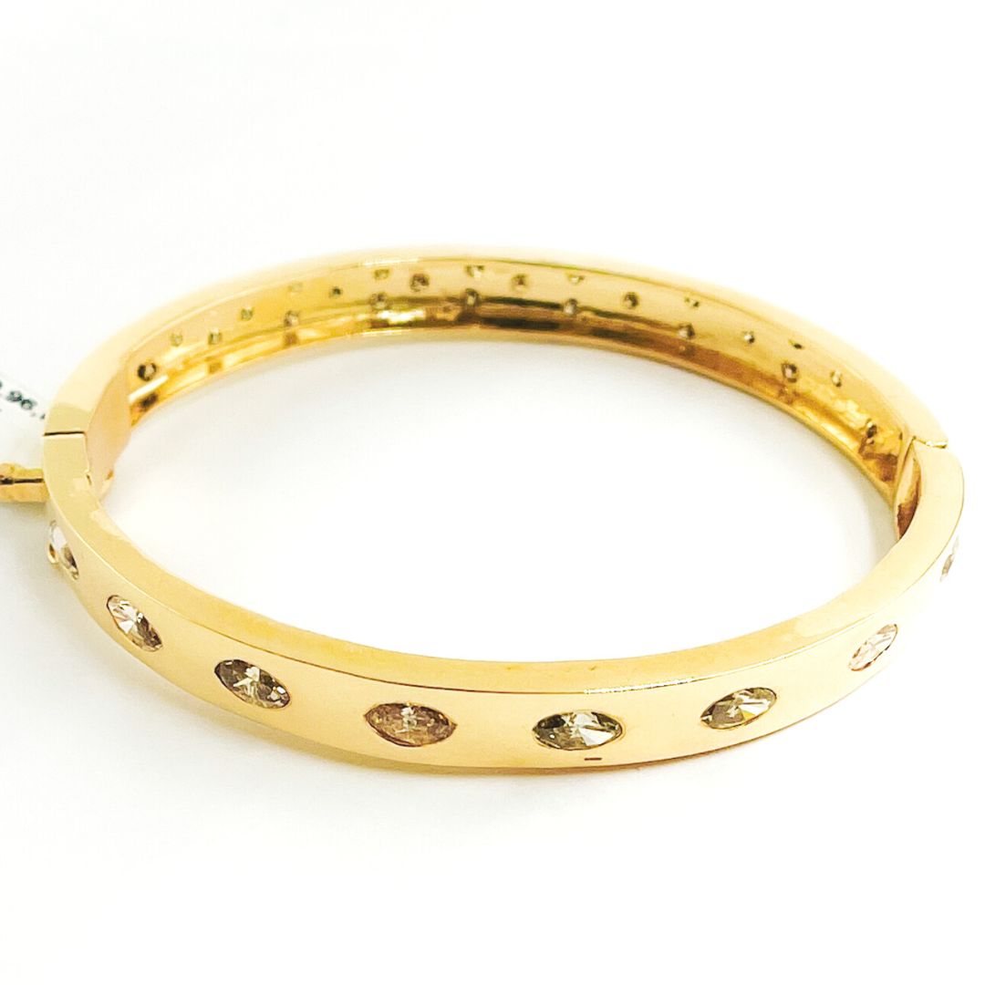 14K Solid Gold Diamonds Bangle. KG95