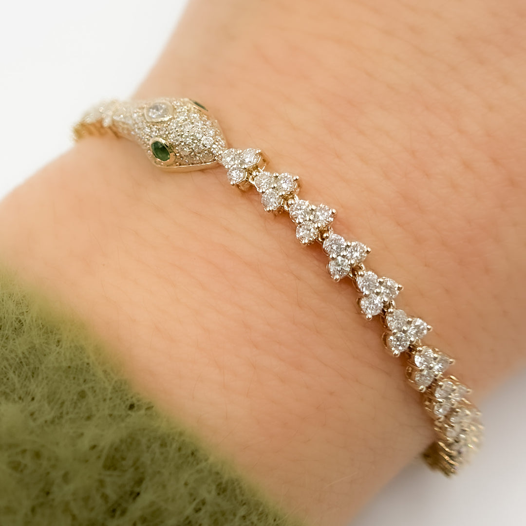 BFR60931EM. 14k Solid Gold Diamond and Emerald Bracelet