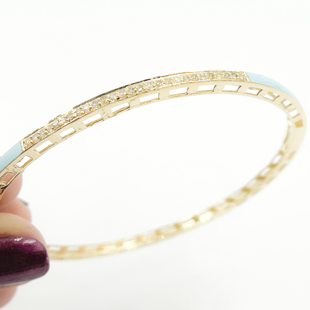 KG104. 14K Solid Gold Enamel Bangle with Diamonds