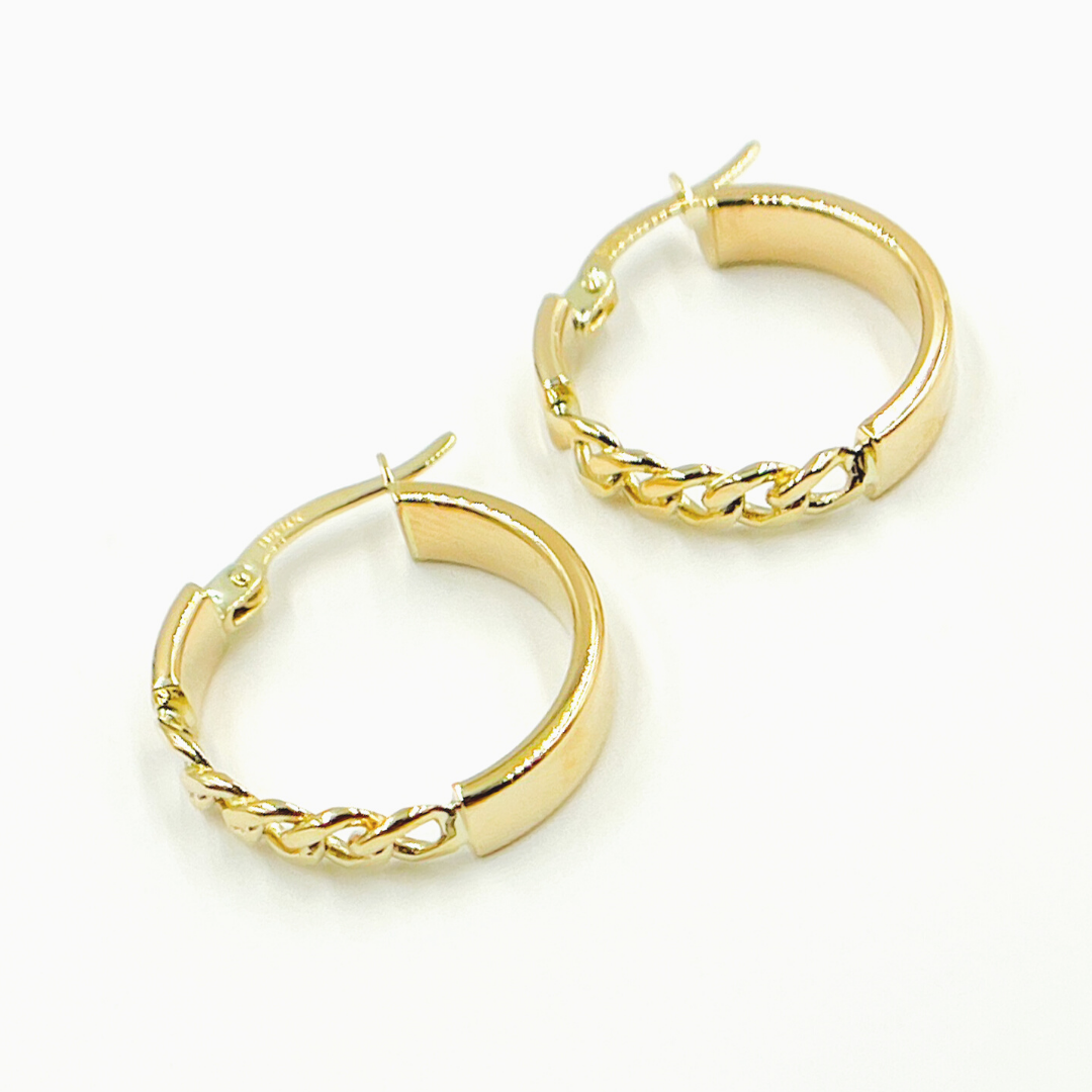 GER108. 14K Solid Gold Hoop with Flat and Curb section