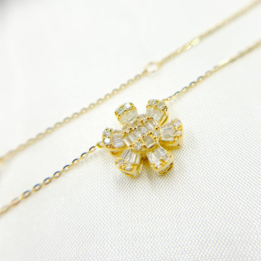 14K Solid Gold Diamond Dangle Flower Necklace. NT404137