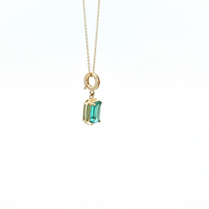 CMZ00366EM7X5. 14K Solid Gold Rectangular-Shaped Emerald Charm