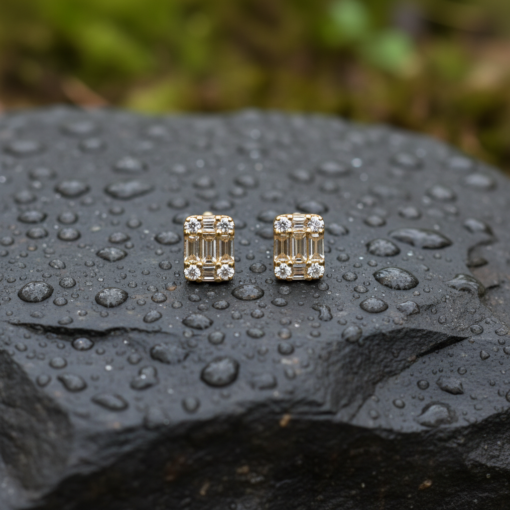 ER414694. 14K Solid Gold Diamond Baguette Stud Earrings