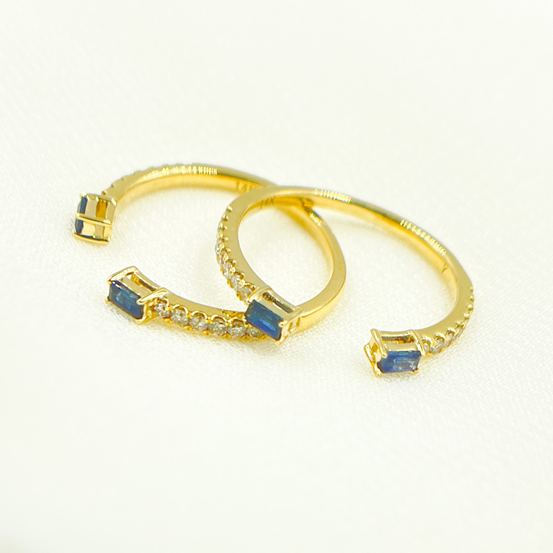 14K Solid Gold Diamond & Blue Sapphire Ring. RFC17394BS