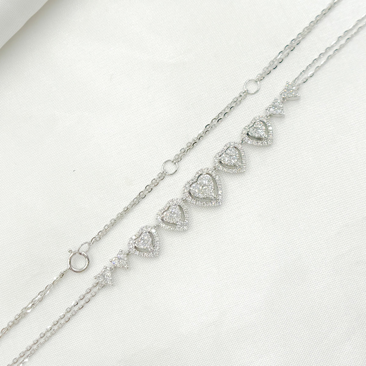 NK113052. 14K Solid White Gold Diamond Hearts Necklace