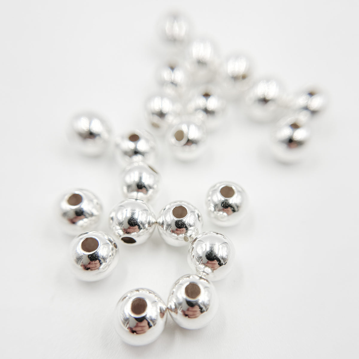 0925SB70H18L. 7MM Sterling Silver Seamless Beads