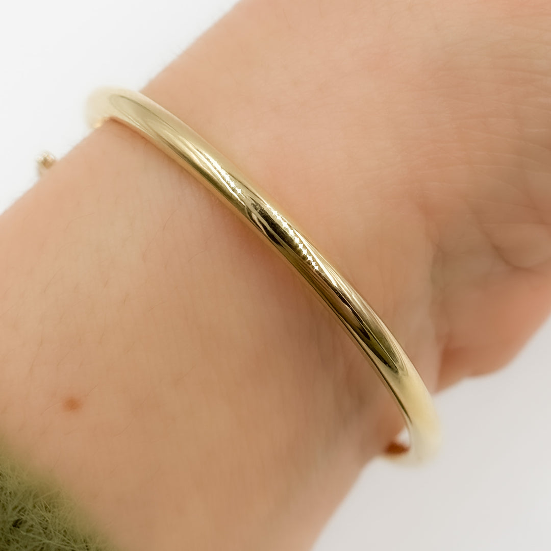 BNH68140. 14K Solid Gold Diamond Fancy Bangle