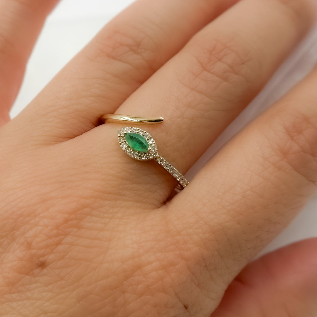 CR96479EM5X2.5. 14K Solid Yellow Gold Diamond and Emerald  Ring