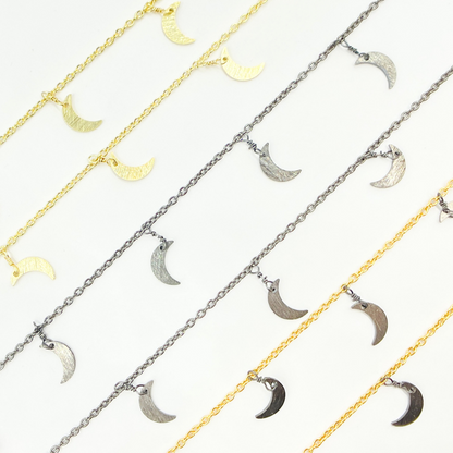 306M. Crescent Moon Shape Dangle Wire Chain