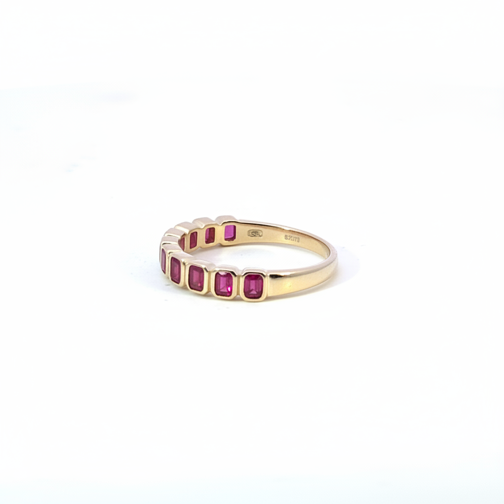 RN423837. 14K Solid Gold Gemstone Ring