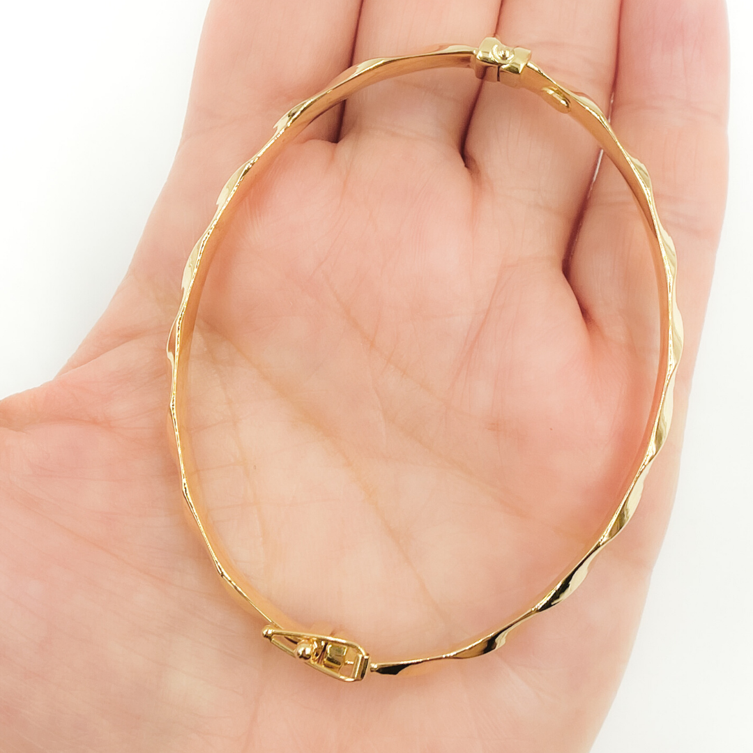 KG105. 14K Solid Gold Twisted Bangle