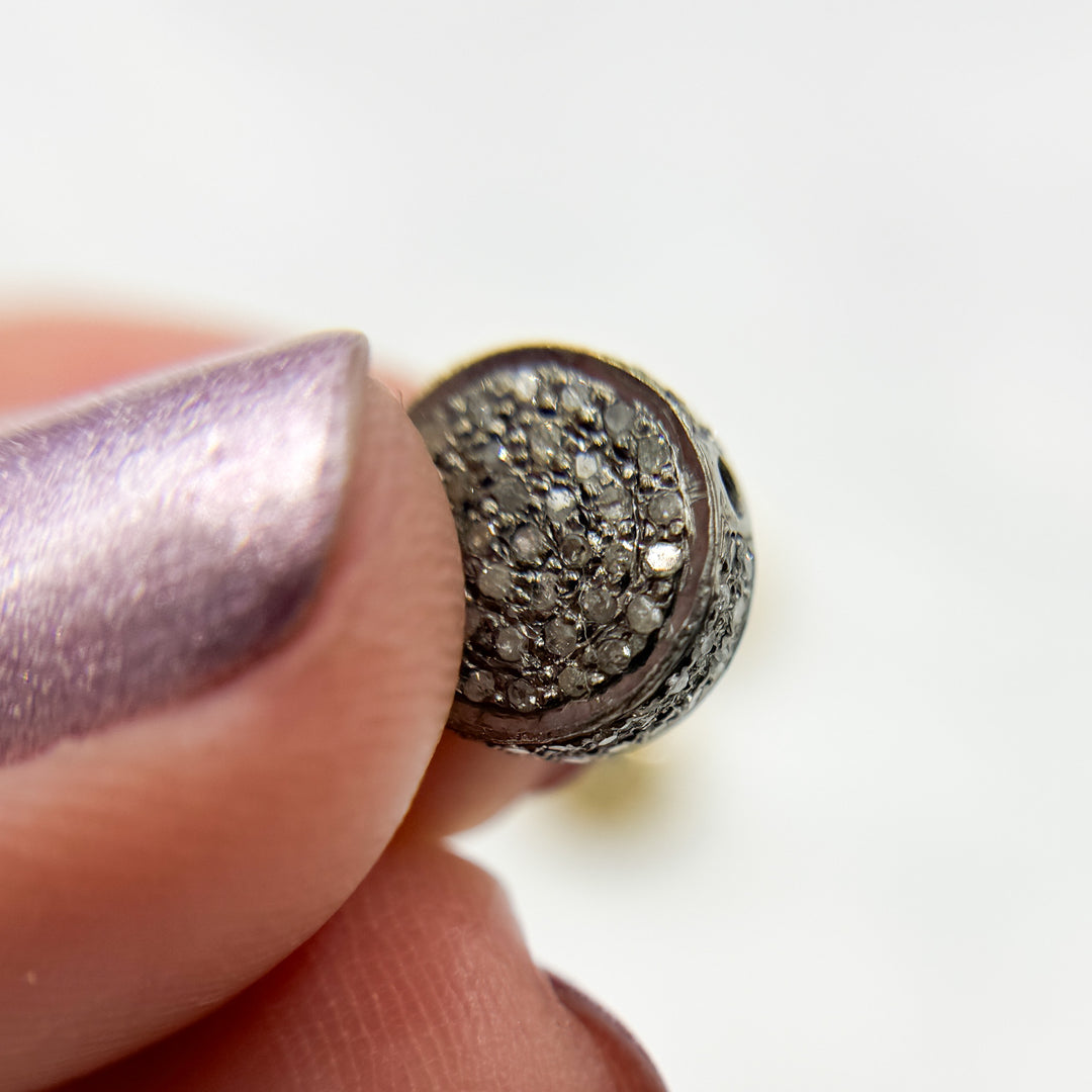 DC835. Diamond & Sterling Silver Coin Bead