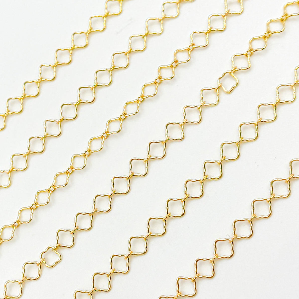 V296GF. 14K Gold Filled Clover and Oval Link Chain