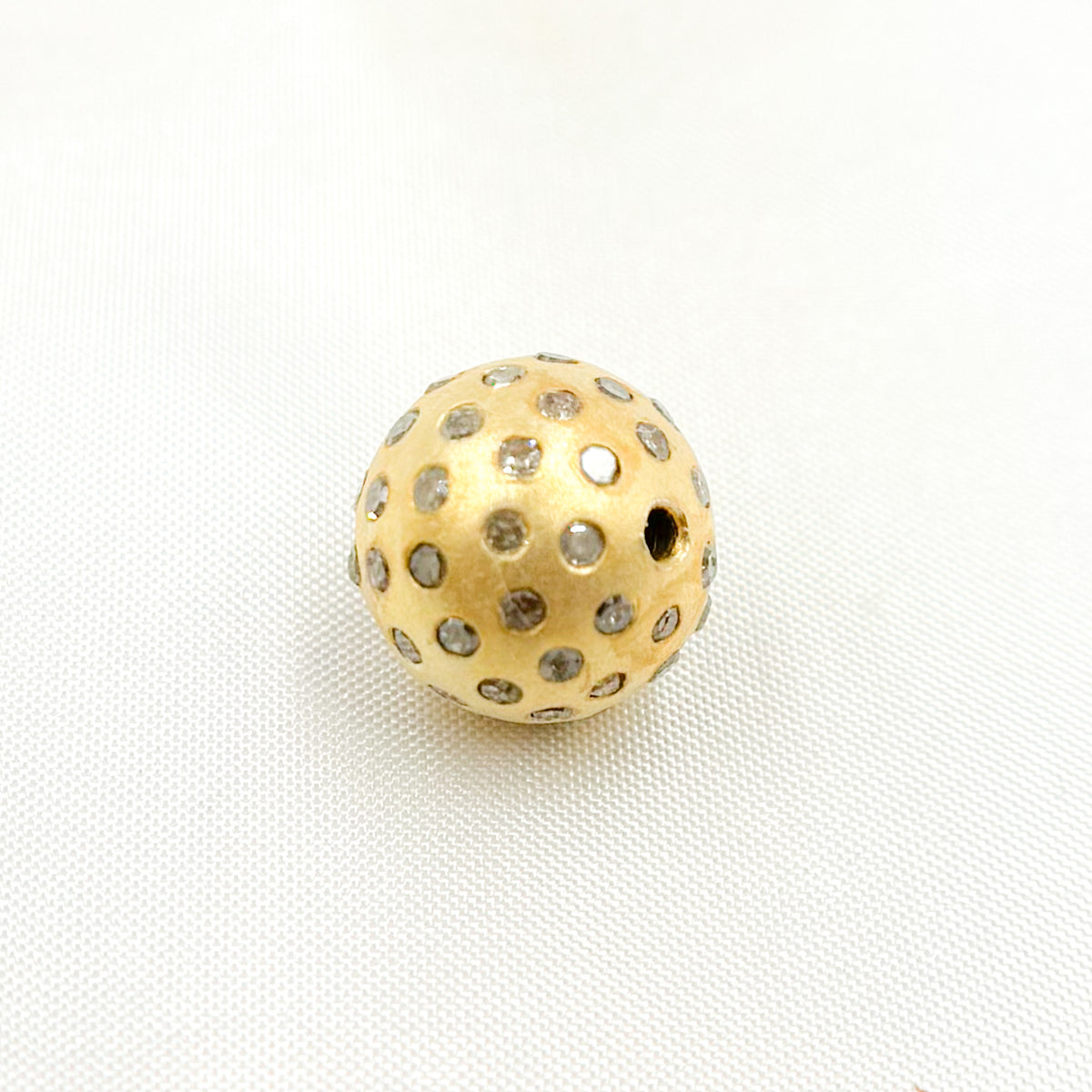DC723. Diamond Sterling Silver Round Bead