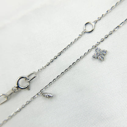 NT113096. 14K Solid Gold Diamond Flower Dangle Necklace