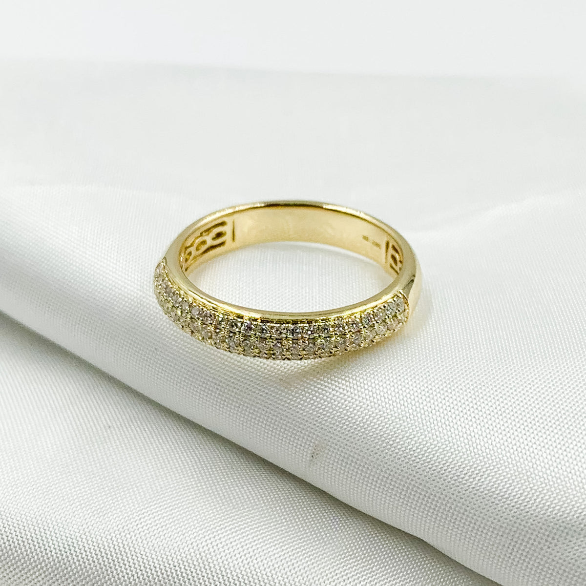 14K Solid Gold Diamond Band Ring.