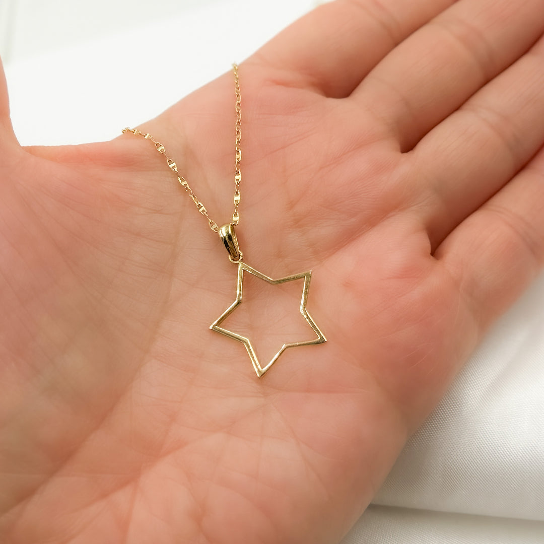 GDP099. 14K Solid Gold Star Charm