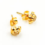 Load image into Gallery viewer, EFA53390. 14K Solid Gold Diamond Flower Stud Earrings
