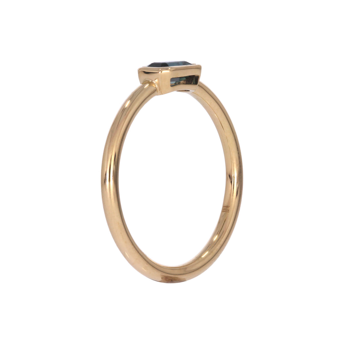 CR96339. 14k Solid Gold Gemstone Ring
