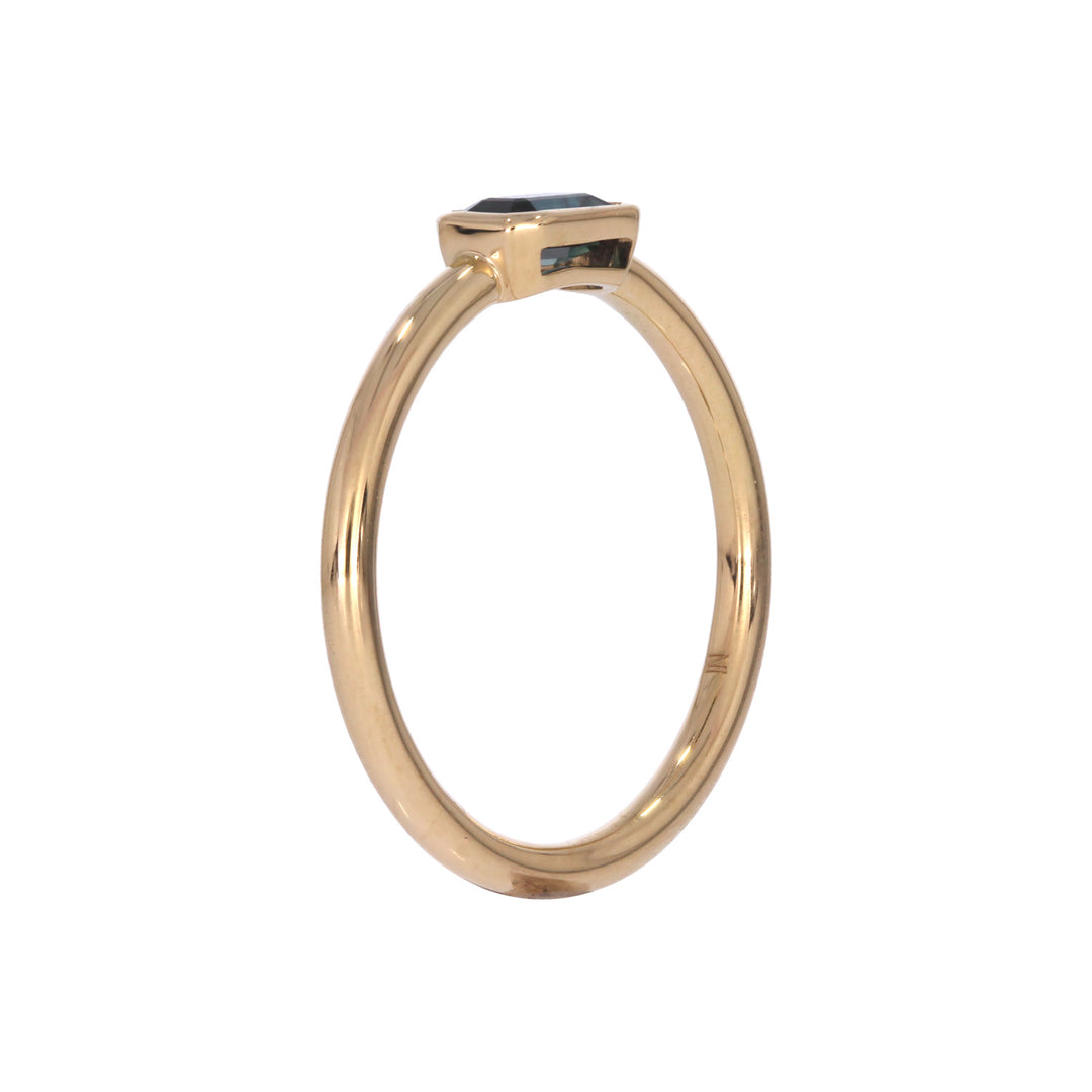 CR96339. 14k Solid Gold Gemstone Ring