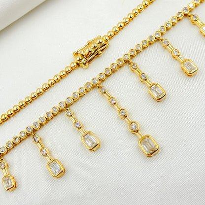 NFR71416. 14K Solid Gold Diamond Dangle Necklace