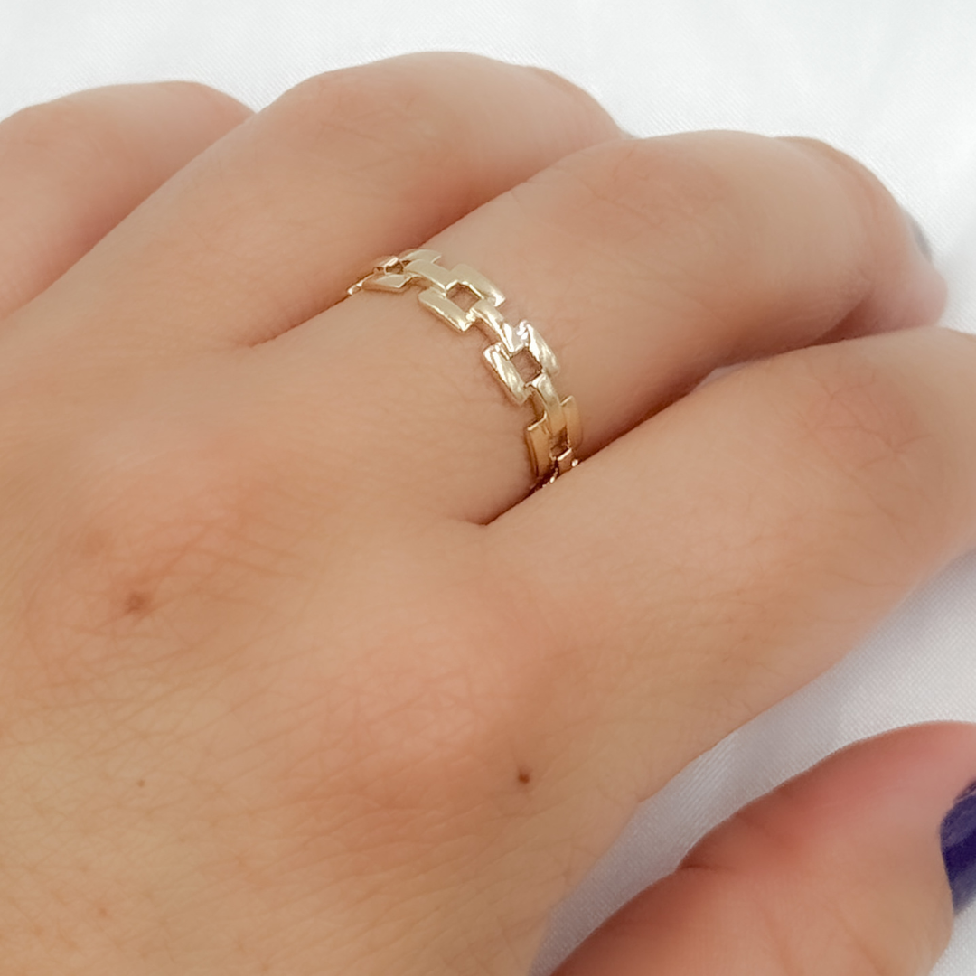 14k Solid Gold Chain Ring. RAZ01580