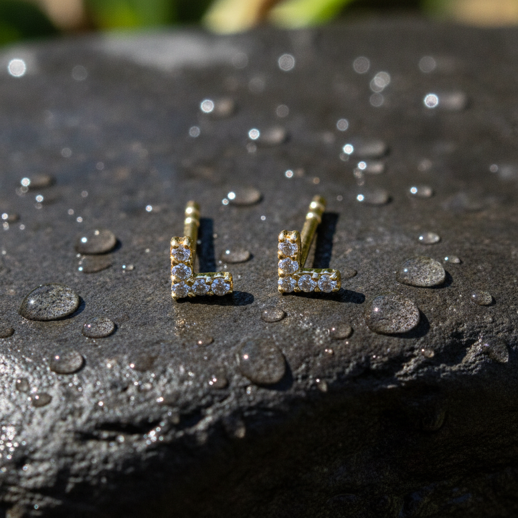 ER413639Y. 14k Solid Yellow Gold Diamond Triangle Studs