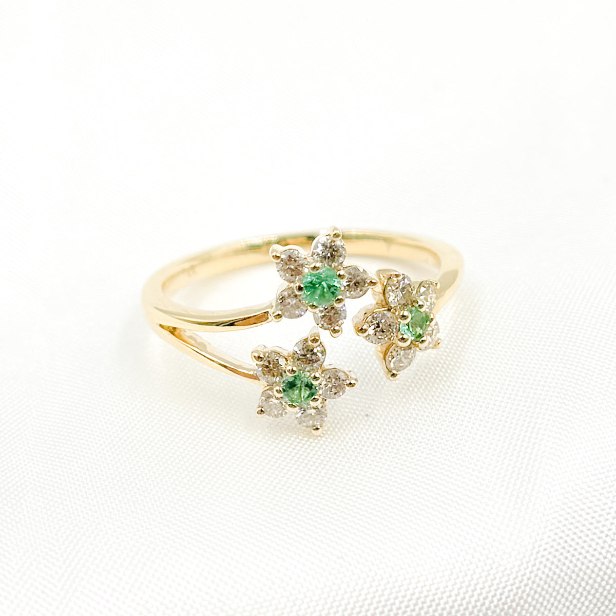 14K Solid Yellow Gold Diamond Open Flower Ring.