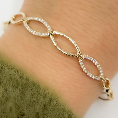 BFH61264. 14K Solid Yellow Gold Diamond Fancy Oval Bracelet