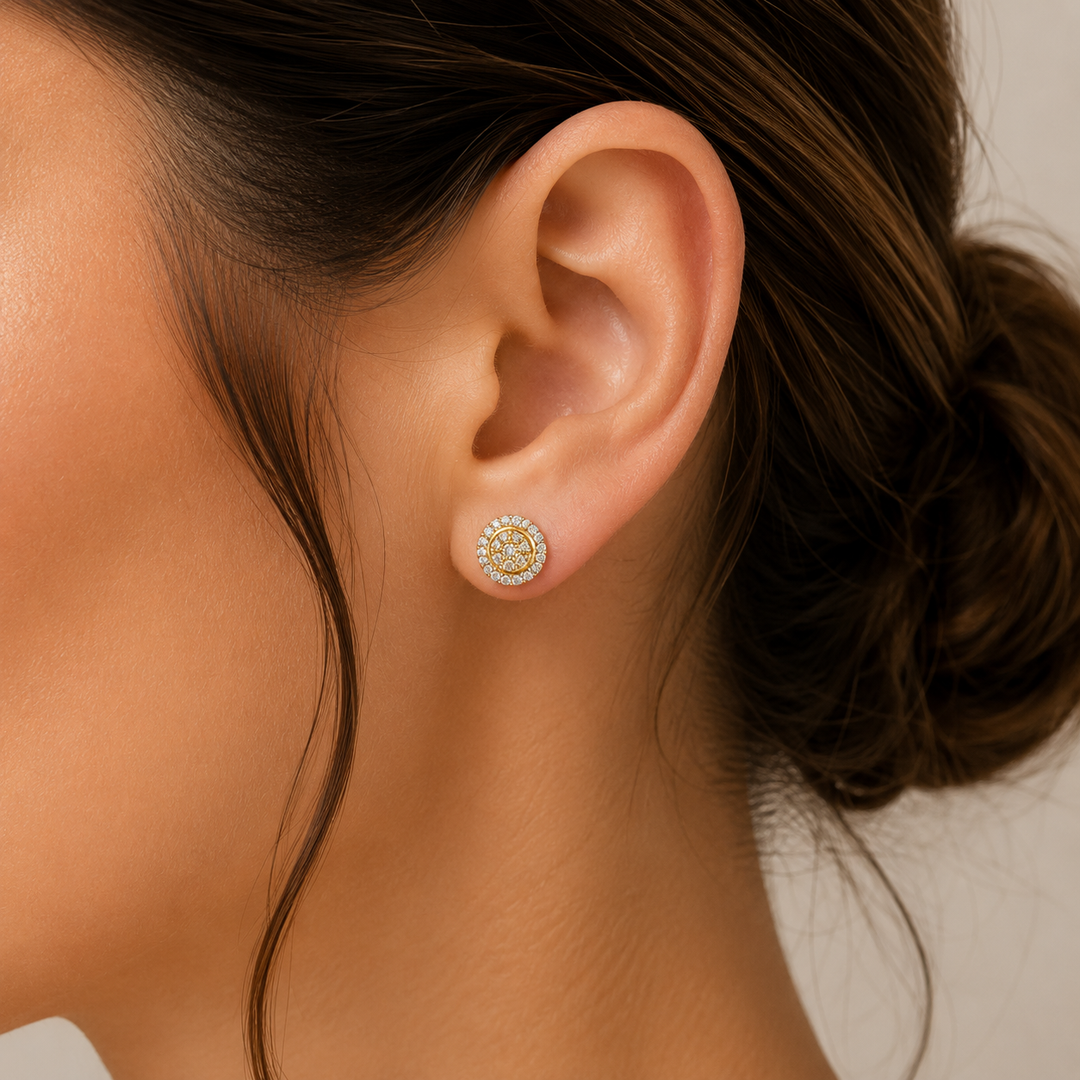 EFH52016. 14K Solid Gold and Diamonds Circle Earrings