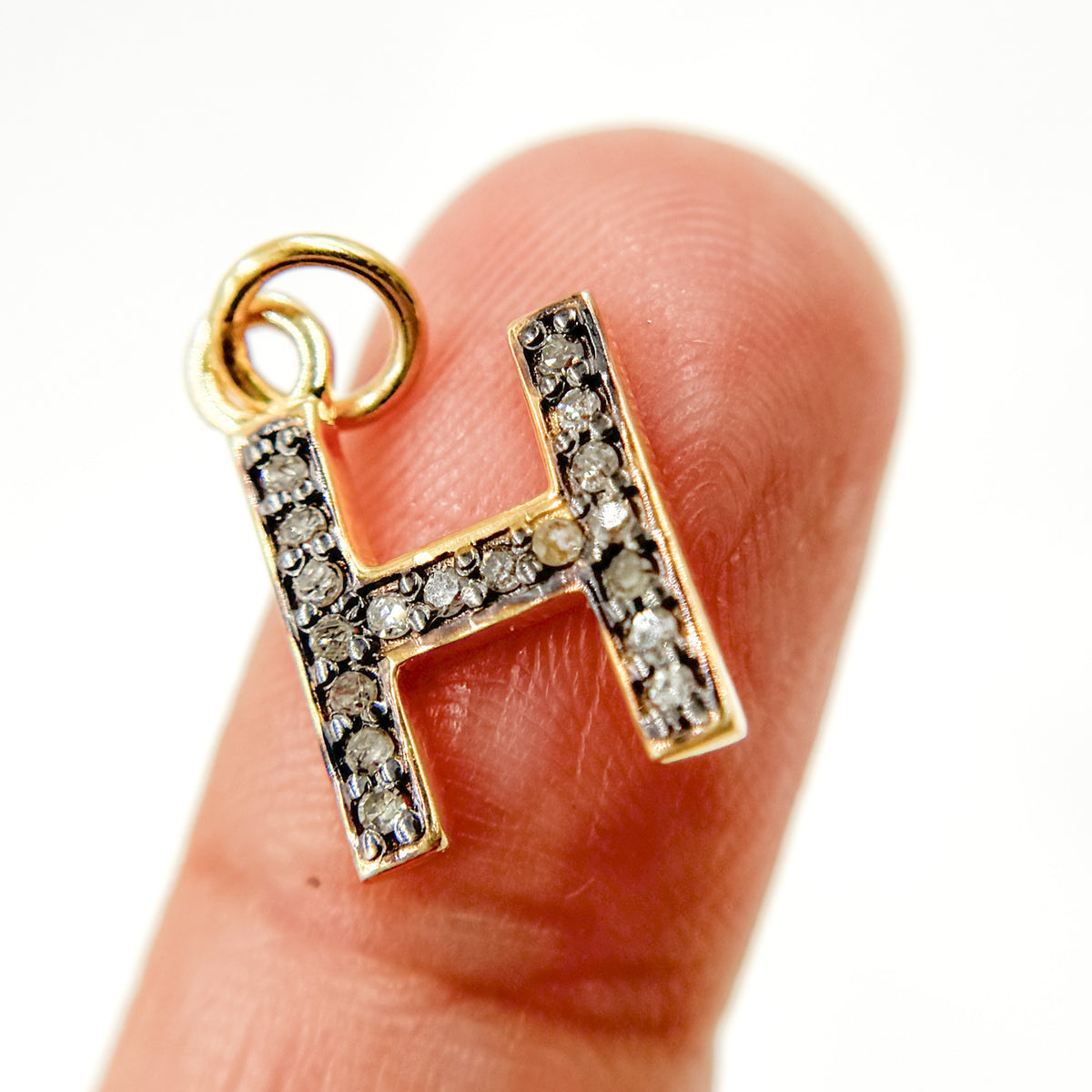 DC537. Diamond Sterling Silver Letter "H" Charm