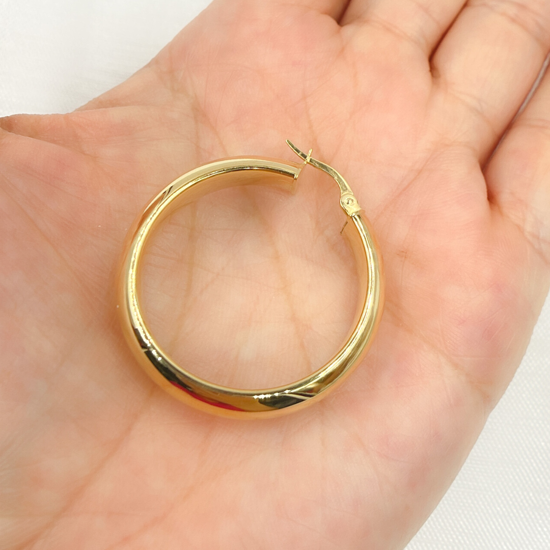 GER154. 14K Solid Gold Hollow Hoop