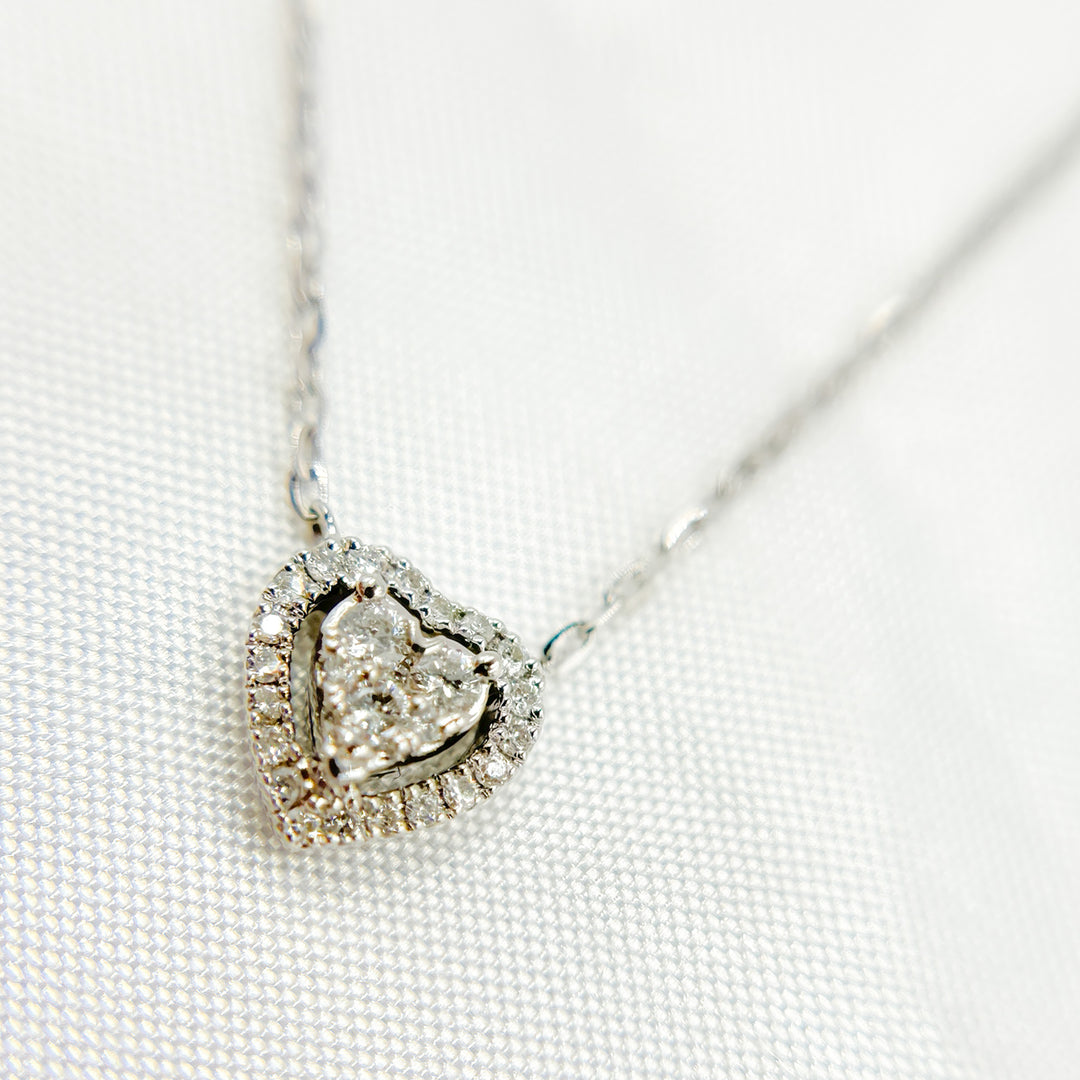 14K Solid Gold Diamond Heart Shape Necklace. NT400266