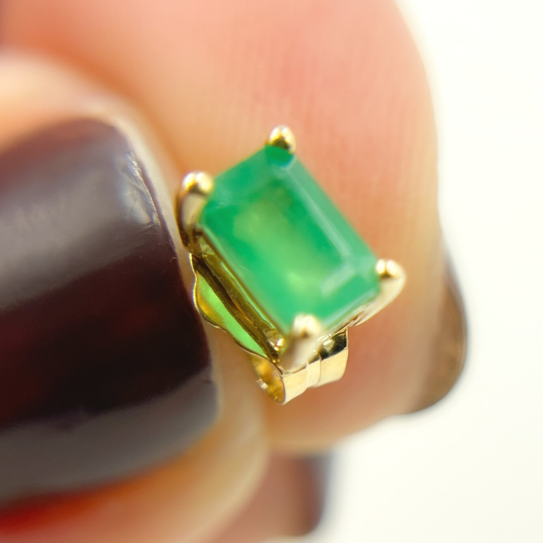 ESI59090EM. 14k Solid Yellow Gold Emerald Studs