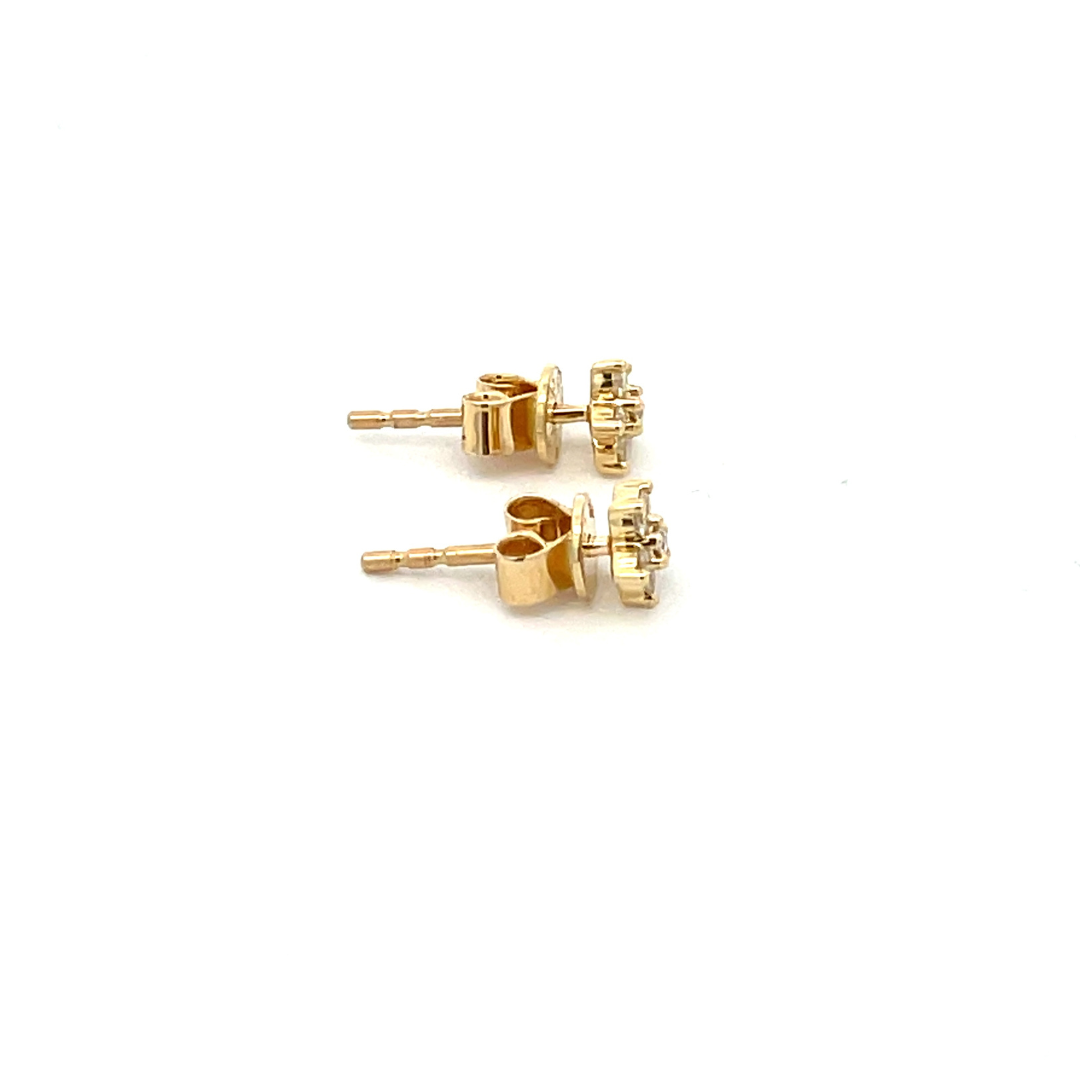 ER412616Y. 14k Solid Yellow Gold Diamond Flower Studs