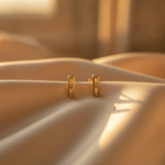 Load image into Gallery viewer, EFE52672. 14k Solid Gold Diamond Baguette Stud Earrings