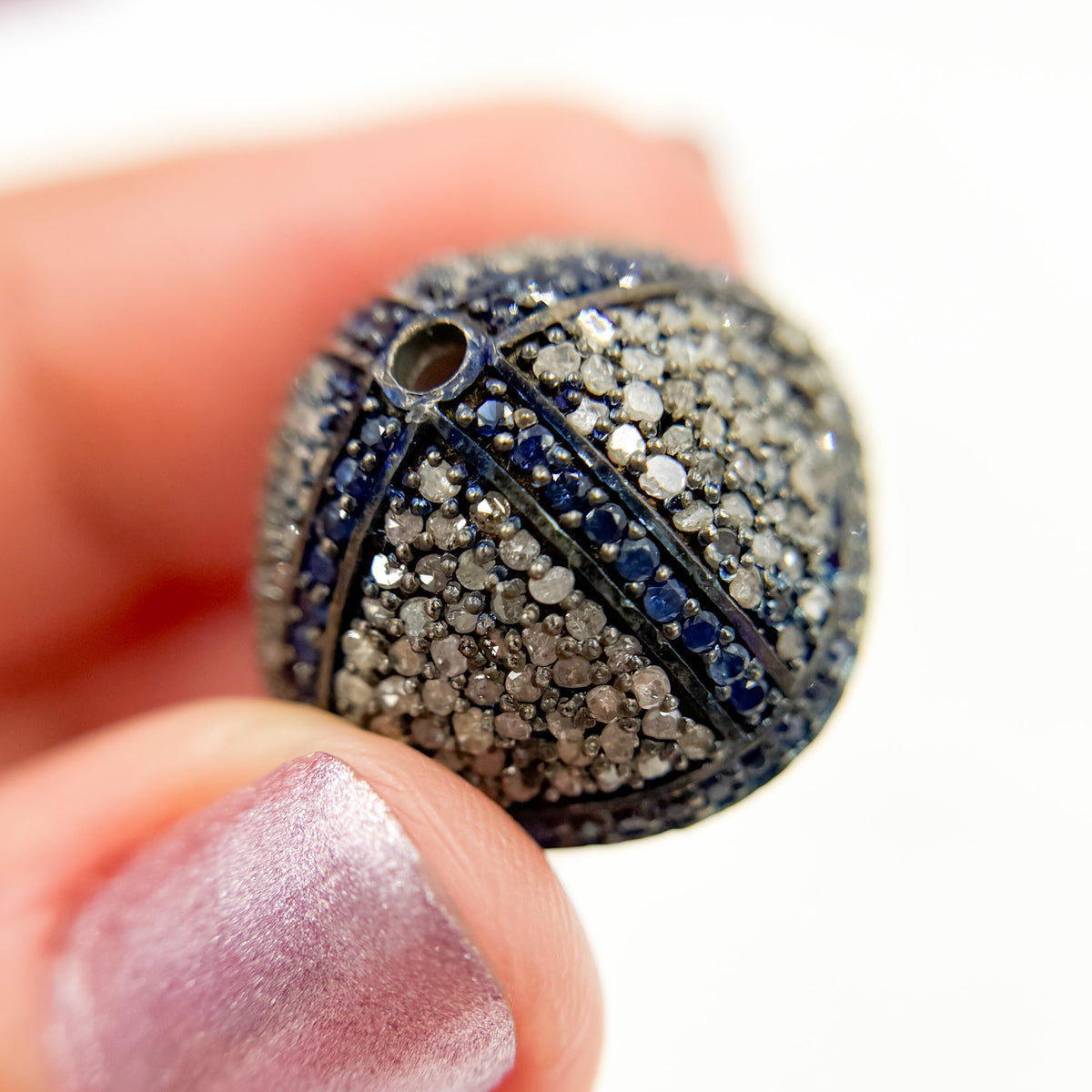 DC751. Diamond & Sterling Silver Bead Cap.