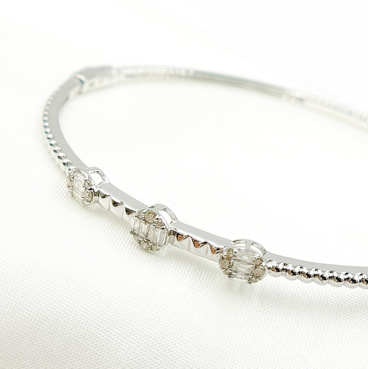 DBG00332. 14K Solid Gold Diamond Bangle