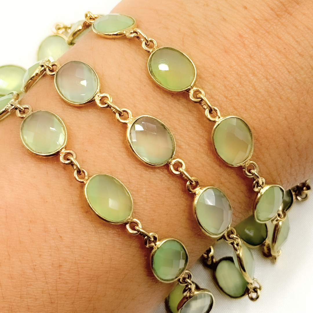 PR2. Prehnite Oval Shape Bezel Gold Plated 925 Sterling Silver Wire Chain