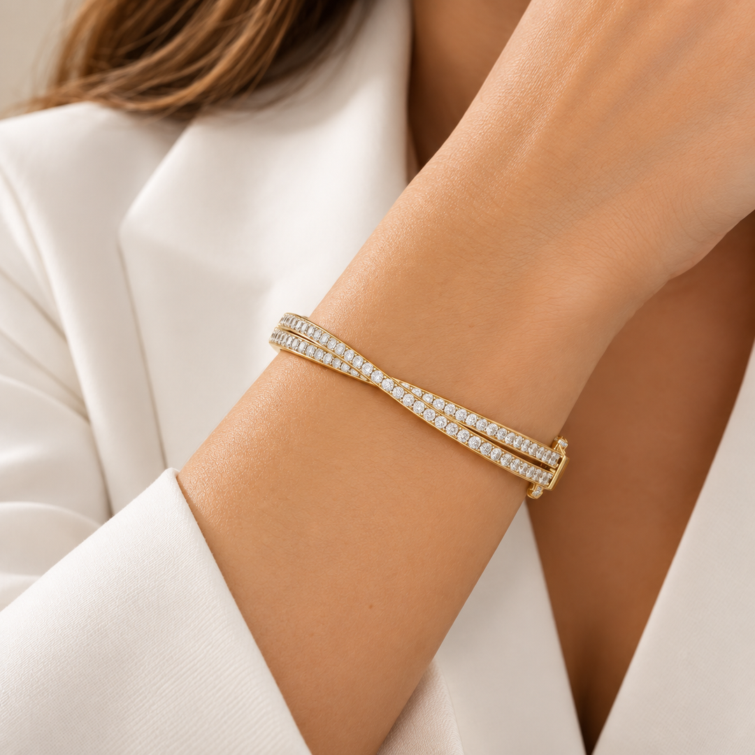 BNN68618. 14K Solid Gold Diamond Twisted Bangle