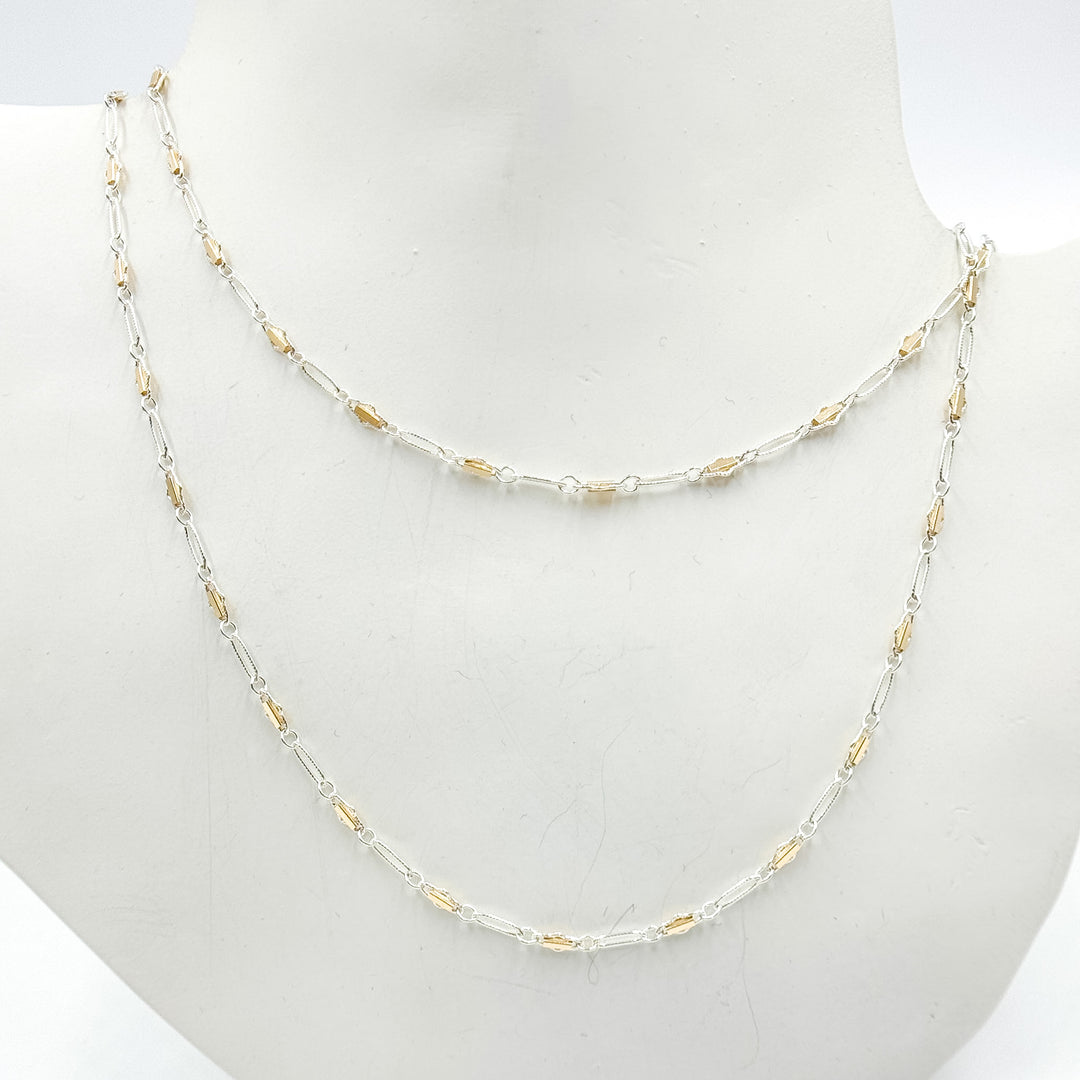 XM/901B/SP. 14K Sterling Silver and gold-filled fancy twisted oval link chain