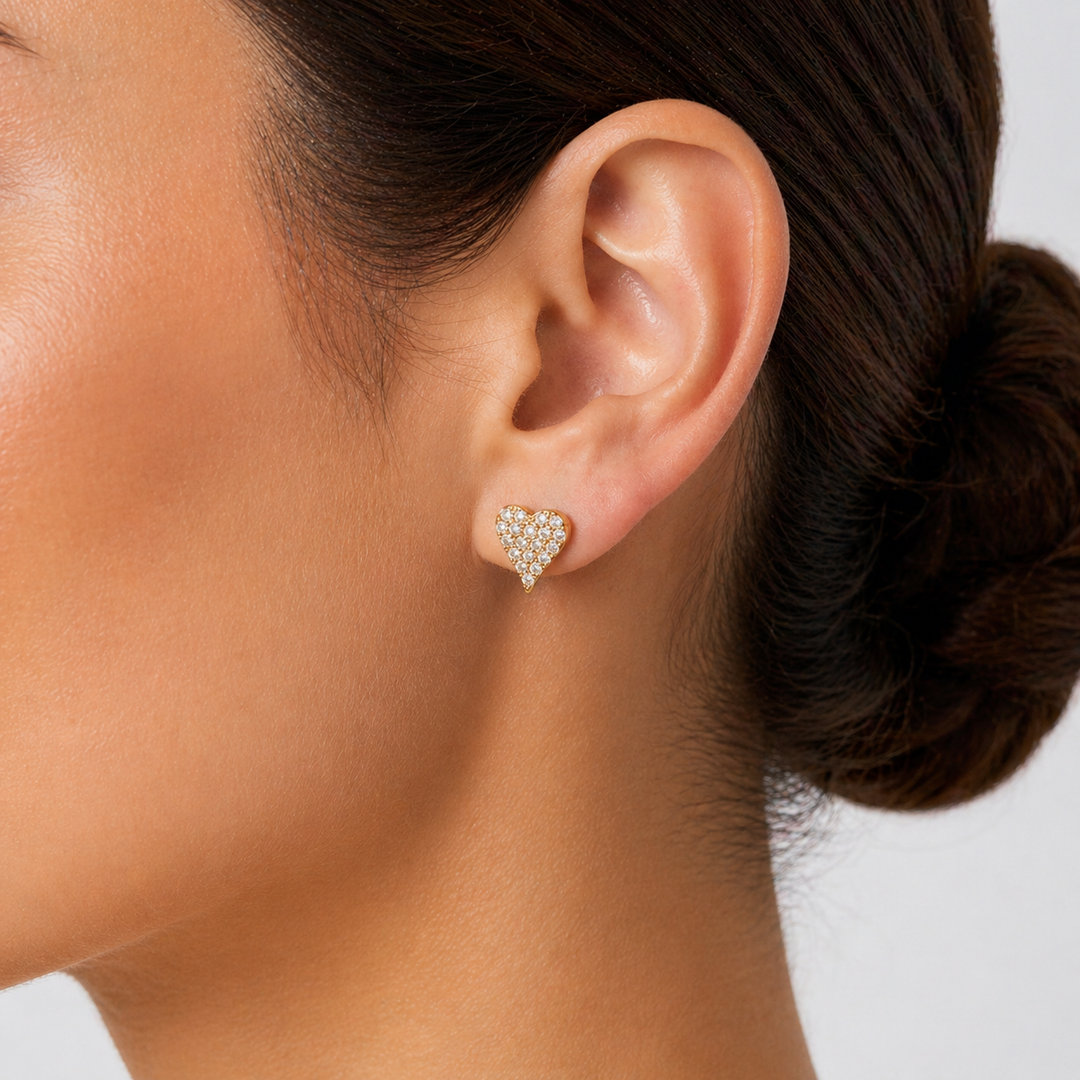 EFD54274. 14K Solid Gold Diamond Heart Earrings