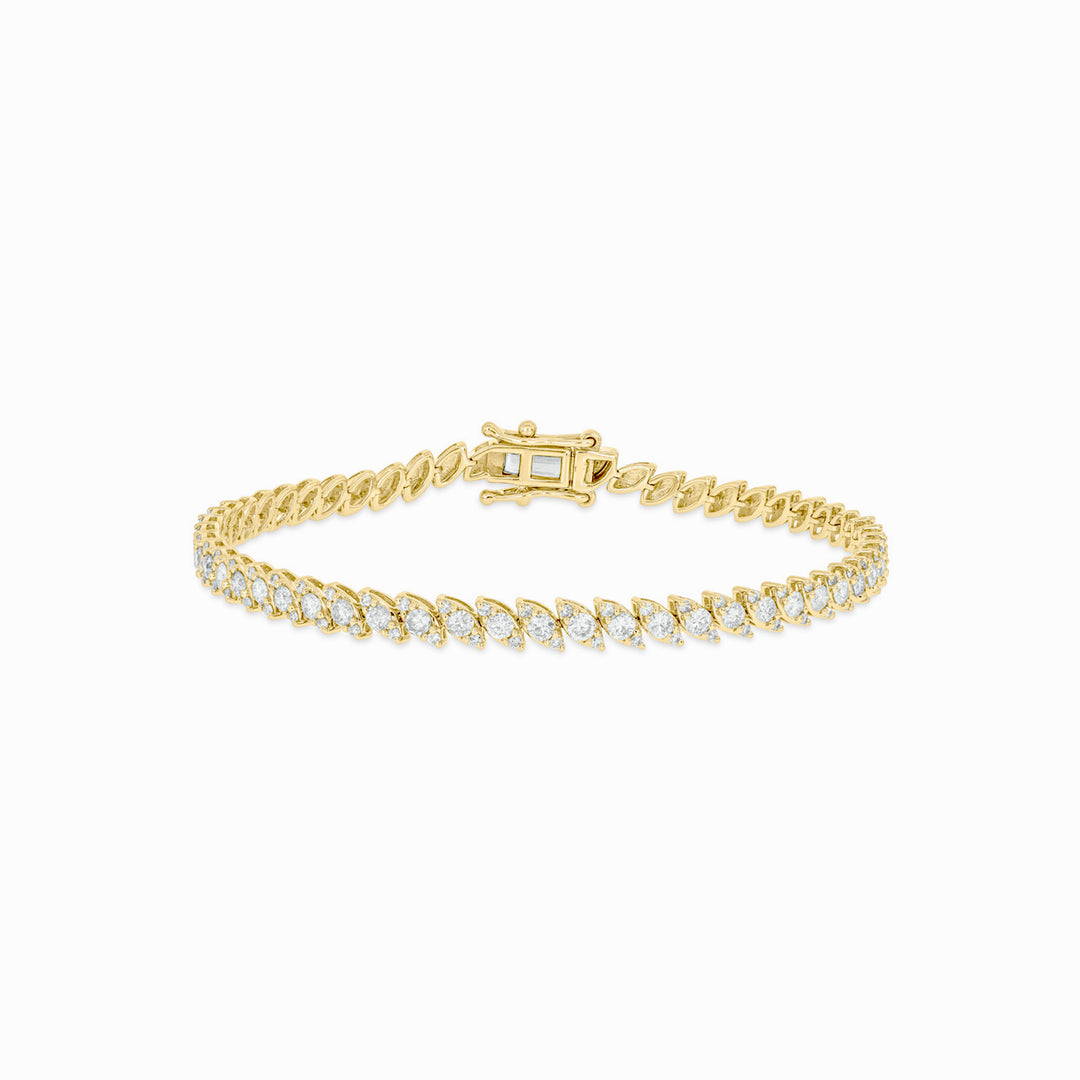 BFN60875. 14K Solid Gold Diamond Bangle