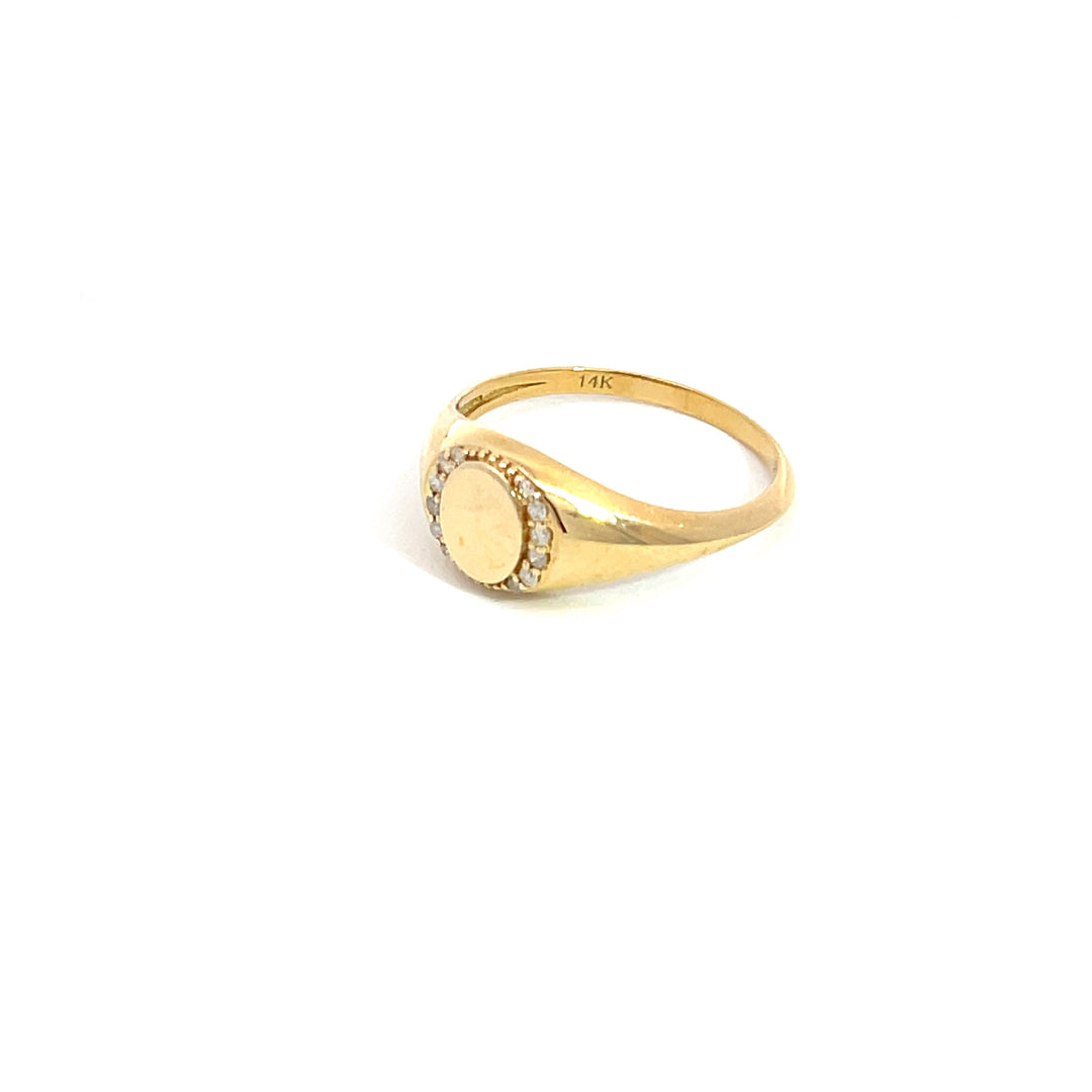 14k Solid Yellow Gold Circle Ring. ZGG703