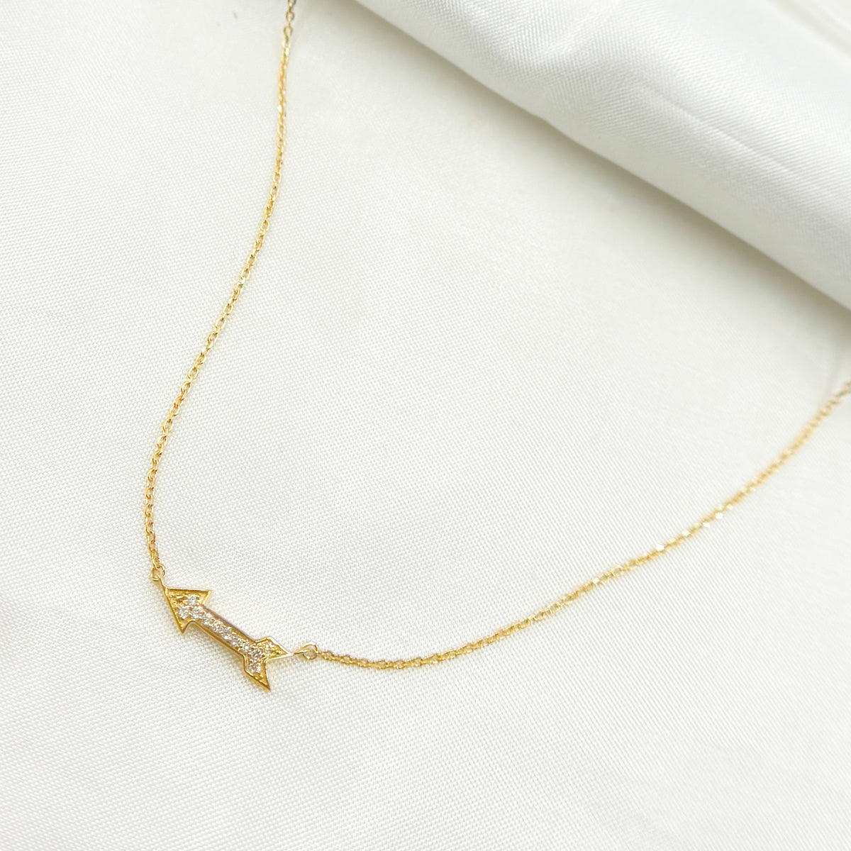 NFA71417. 14K Solid Gold Diamond Arrow Necklace
